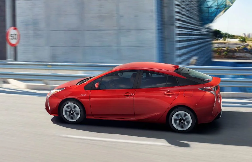 toyota_prius_2