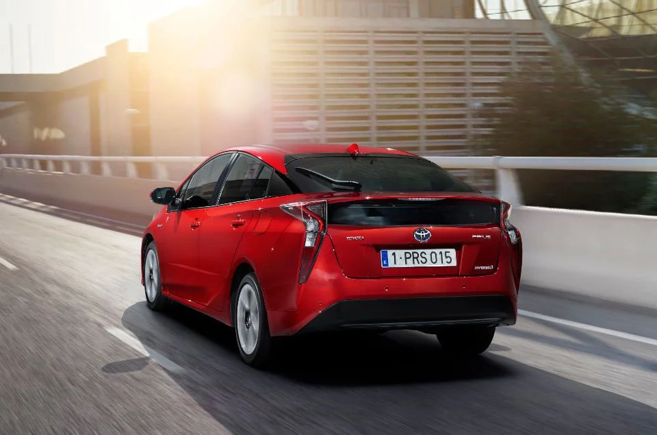 toyota_prius_3