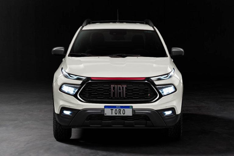 Fiat Toro 2024 ficha técnica y equipamiento