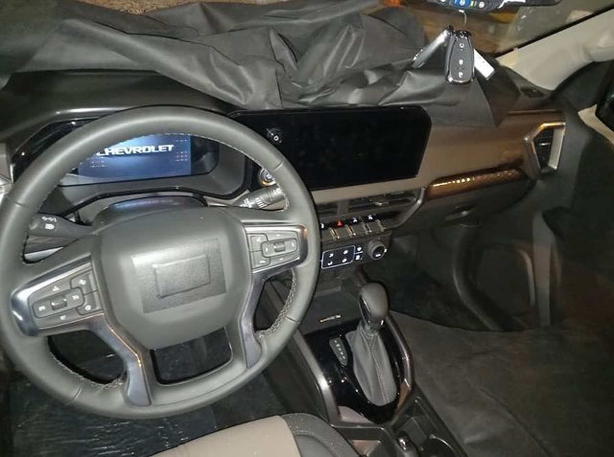 El interior de la nueva Chevrolet S10 2024