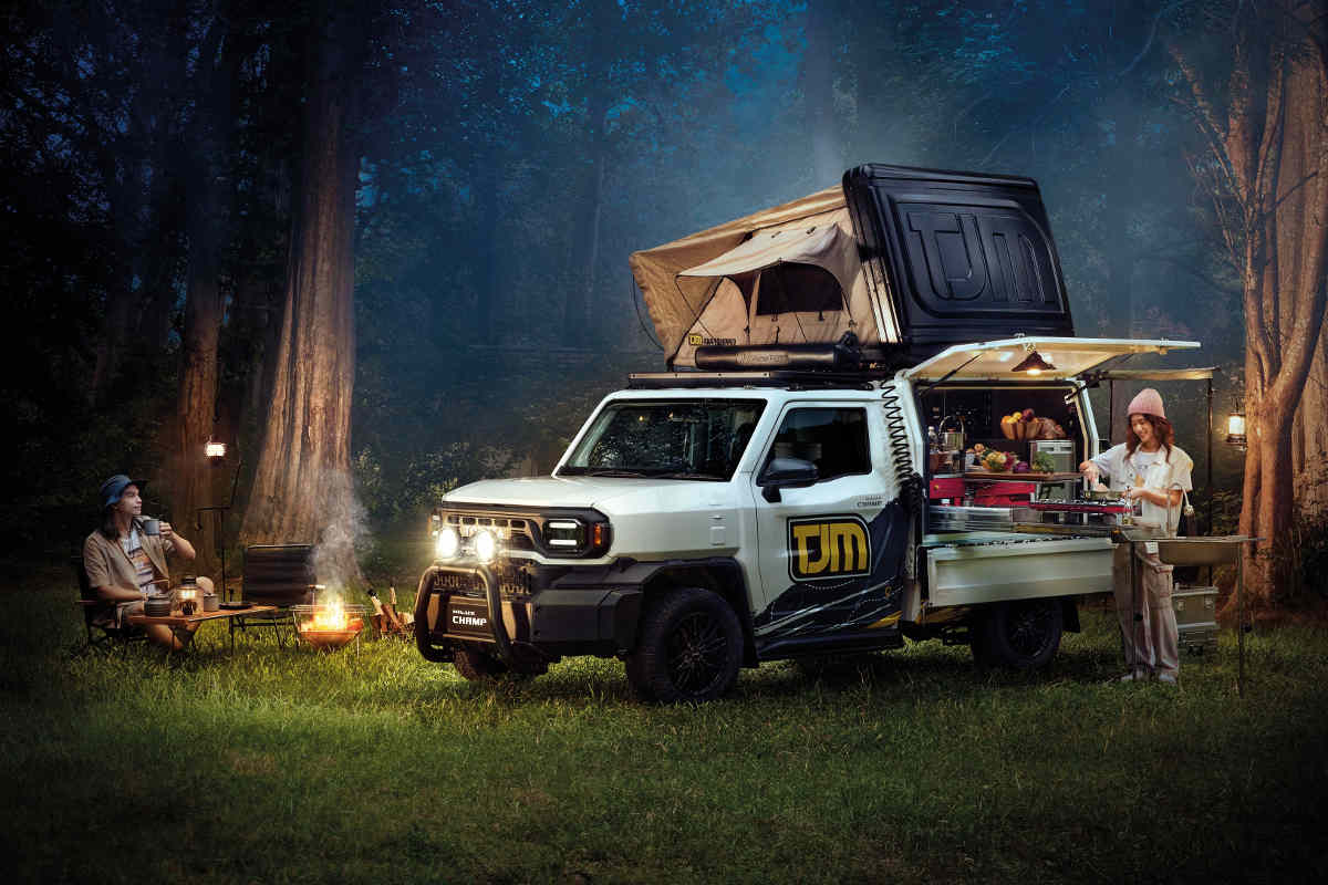 Toyota Hilux Champ camper