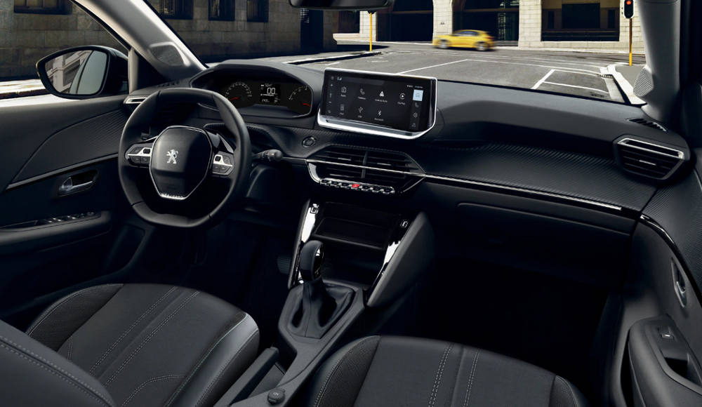 Peugeot 208 interior 