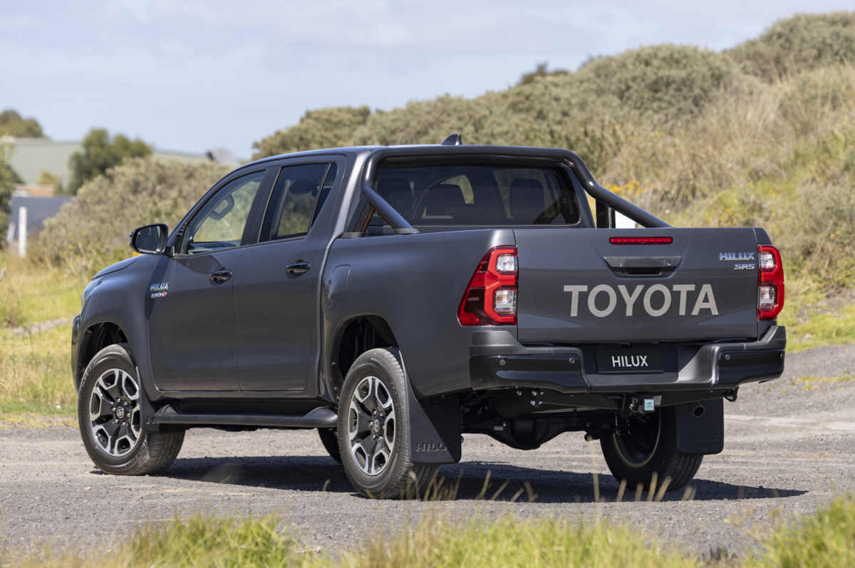 Toyota Hilux híbrida 2024